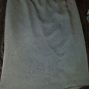 Kasper fully lined dressy skirt size 8 polyester rayon blend gray color